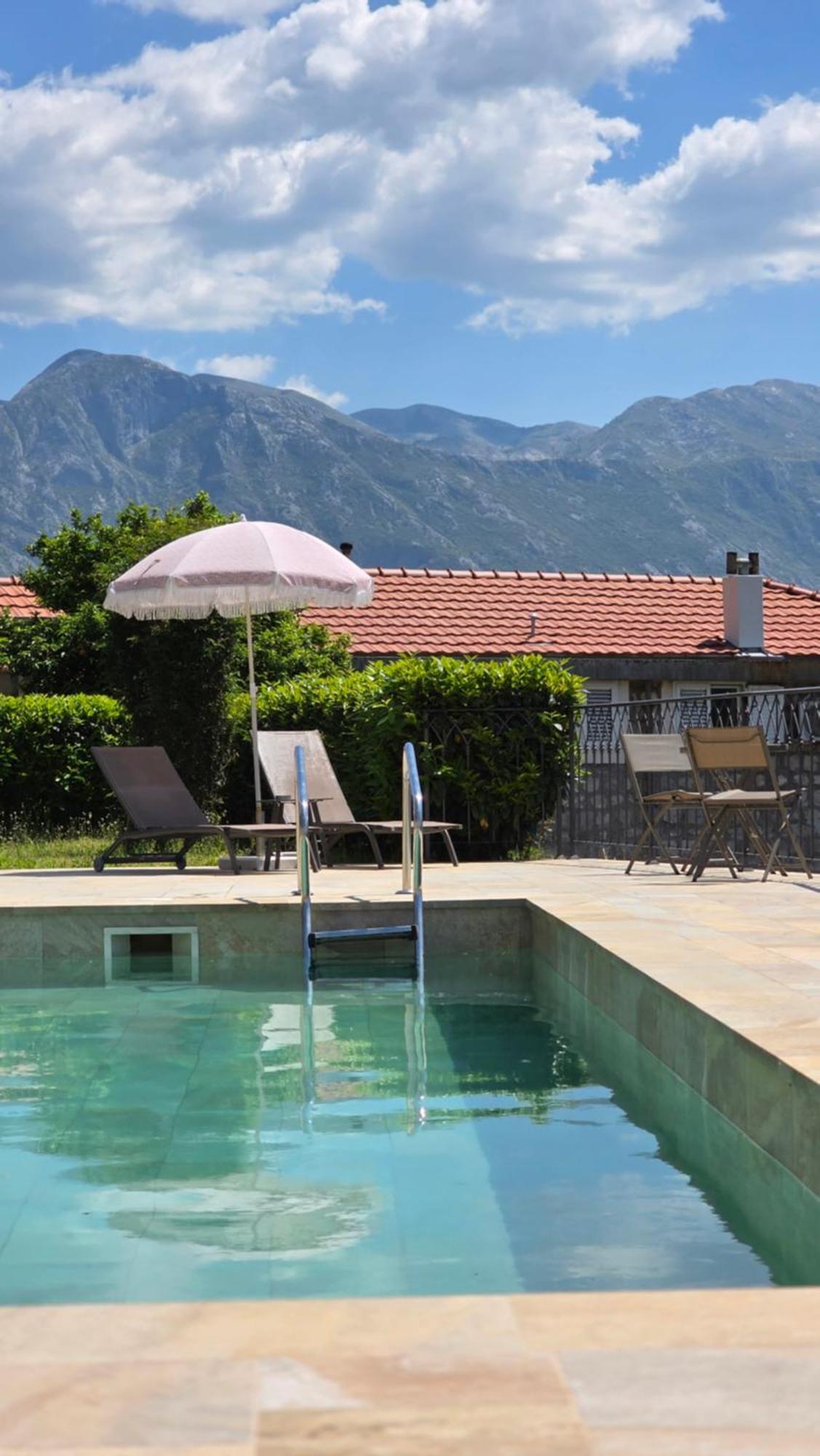 Casa Vita Nova Perast Esterno foto